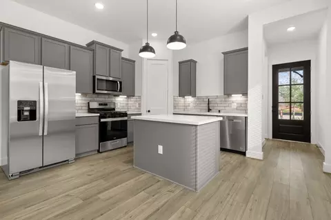 Kitchen - 709 Rustic Ridge Dr, Lavon, TX 75166 photo 1 of 7
