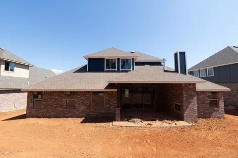 Exterior - 3205 Broadmoore Dr, Moore, OK 73160 photo 12 of 17