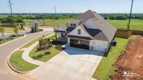 View/Area - 3205 Broadmoore Dr, Moore, OK 73160 photo 9 of 10