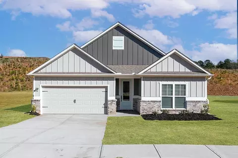 38 Pointe Dr, Dallas, GA 30157