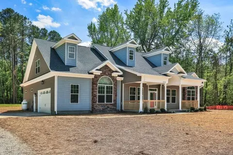 Exterior - 234 Hall Rd, Hampton, VA 23664 photo 4 of 14
