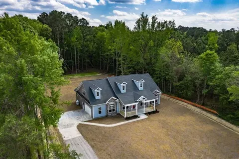 Exterior - 234 Hall Rd, Hampton, VA 23664 photo 8 of 14