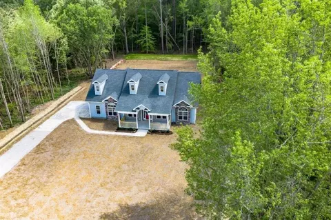 Exterior - 234 Hall Rd, Hampton, VA 23664 photo 9 of 14
