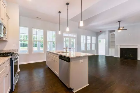 Living - 234 Hall Rd, Hampton, VA 23664 photo 1 of 7