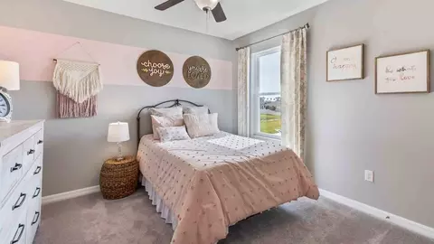 Bedroom - 13610 Fenwick Stream Dr, Wimauma, FL 33598 photo 4 of 12