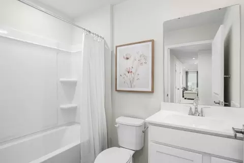 Bath - 6280 Orchard Meadows Dr, Elyria, OH 44035 photo 2 of 3