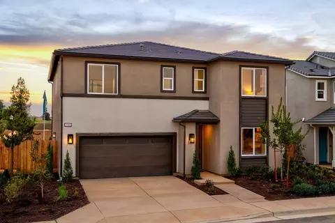 Exterior - 1061 Talus Way S, Madera, CA 93636 photo 2 of 11