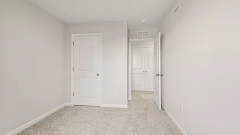 Bedroom - 10312 Mae Ct, Cincinnati, OH 45251 photo 6 of 16