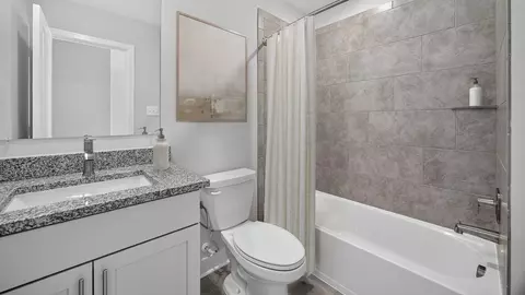 Bath - 17055 Gathering St, Boyds, MD 20841 photo 1 of 4
