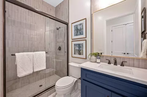 Bath - 3963 Story Pl, Placer One, CA 95747 photo 10 of 23