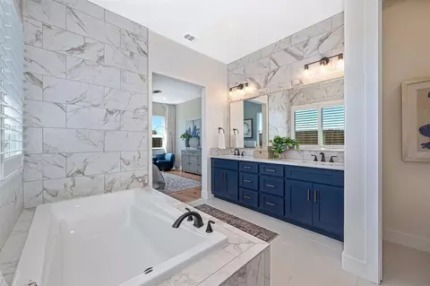 Bath - 3963 Story Pl, Placer One, CA 95747 photo 7 of 23
