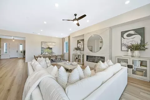 Living - 3963 Story Pl, Placer One, CA 95747 photo 12 of 14