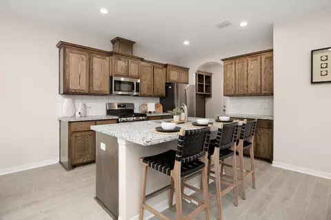 Kitchen - 3919 Peggy Dr, Laredo, TX 78046 photo 3 of 7