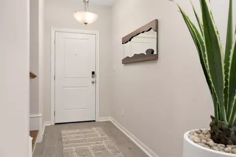 Entry Way - 3919 Peggy Dr, Laredo, TX 78046 photo 1 of 5