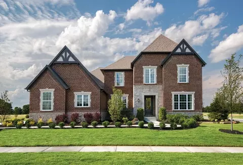 3265 Woodstone Ln, Avon, OH 44011