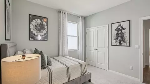 Bedroom - 35231 Flower Patch Dr, Richland, FL 33525 photo 15 of 19