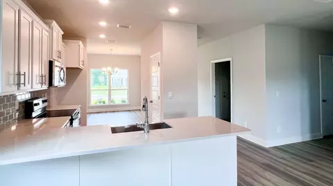Entry Way - 9500 Mossy Rd, Biloxi, MS 39532 photo 5 of 6