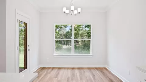 Dining - 719 Eagle Cv, Wetumpka, AL 36093 photo 1 of 1