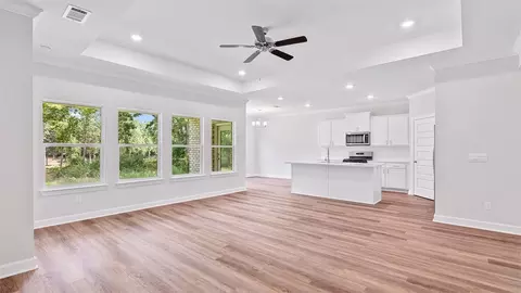Living - 719 Eagle Cv, Wetumpka, AL 36093 photo 1 of 4