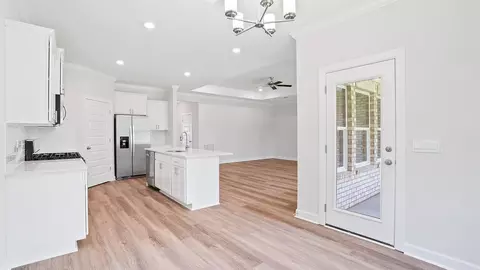 Entry Way - 719 Eagle Cv, Wetumpka, AL 36093 photo 1 of 3