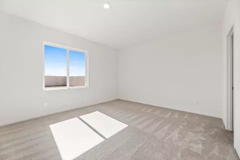 Bedroom - 5124 Beaverhead Ave, Bakersfield, CA 93306 photo 2 of 5
