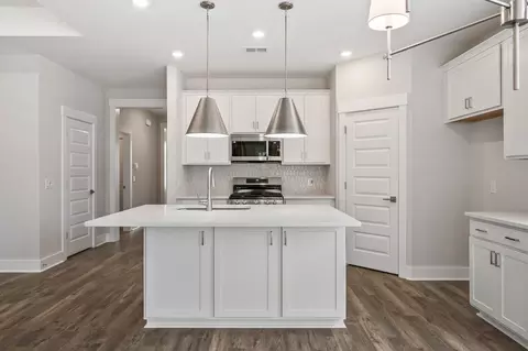 Kitchen - 732 8th Ave N, Myrtle Beach, SC 29588 photo 3 of 8