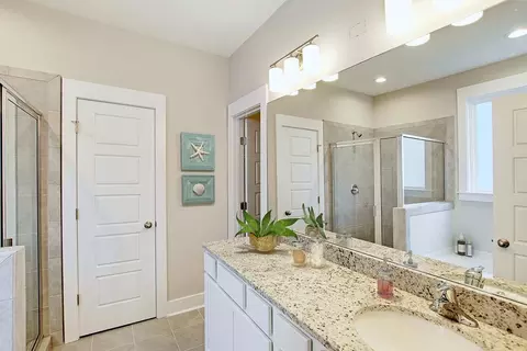Bath - 732 8th Ave N, Myrtle Beach, SC 29588 photo 4 of 4