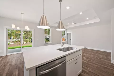 Kitchen - 732 8th Ave N, Myrtle Beach, SC 29588 photo 6 of 8