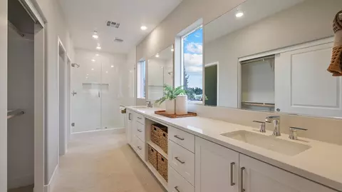 Bath - 1837 N Euclid St, Fullerton, CA 92835 photo 1 of 4
