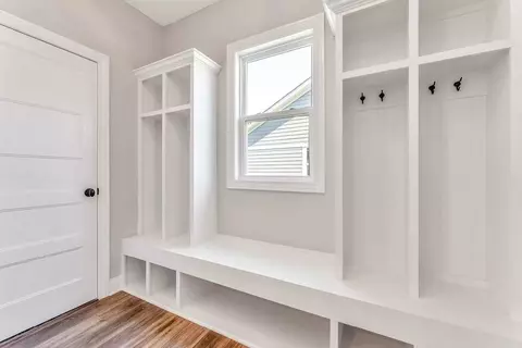 Entry Way - 323 Broad Furrows Ave, Delaware, OH 43015 photo 2 of 2