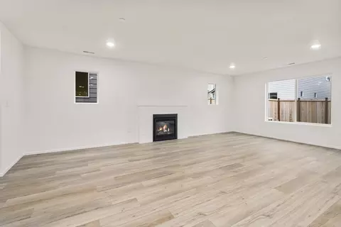 Living - 32309 Bryant Rd, Sultan, WA 98294 photo 2 of 6