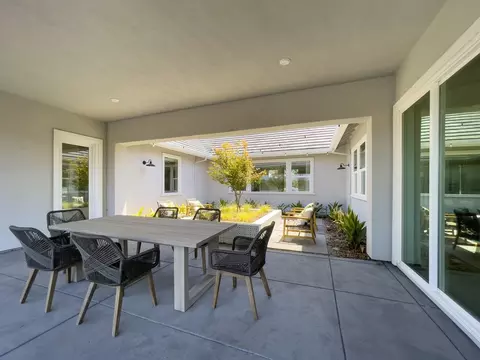 Exterior - 2036 Pinehurst Dr, Lincoln, CA 95648 photo 4 of 13