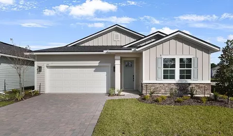 195 Enclave Ave, Palm Coast, FL 32164
