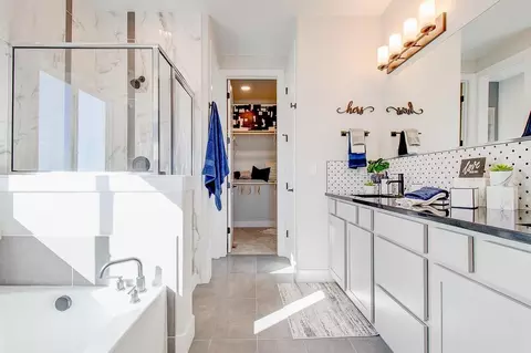Bath - 13309 Crooked Hill Dr, Peyton, CO 80831 photo 1 of 2