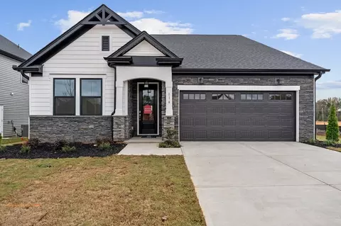 Exterior - 100 E South 7th St, Seneca, SC 29678 photo 4 of 12