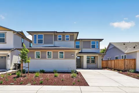 1582 Mendenhall Ave, Manteca, CA 95337