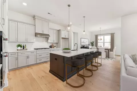 216 Trunnel St, Holly Springs, NC 27540