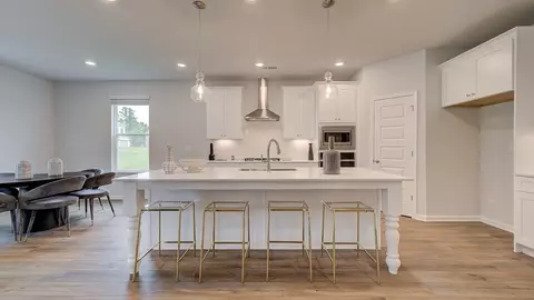 Kitchen - 188 Compass Rd, Hampton, GA 30228 photo 2 of 5