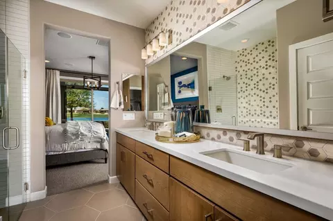 Bath - 1035 E Combs Rd, Queen Creek, AZ 85140 photo 1 of 1