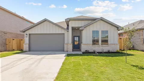 6900 Expedition Dr, Midland, TX 79707