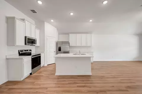 1036 Amber Lk, Seguin, TX 78155