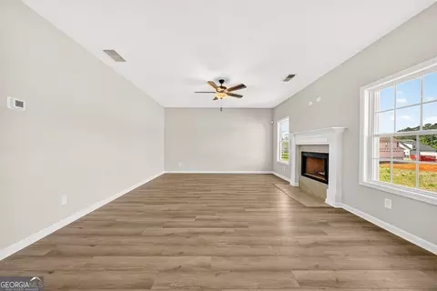 Living - 102 Beaver Creek Way, Lagrange, GA 30241 photo 4 of 4