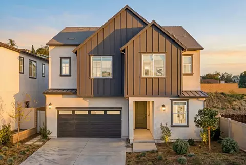 Exterior - 738 Miravar Pl, Vista, CA 92081 photo 4 of 10
