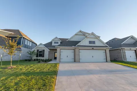 2909 E Northampton St, Broken Arrow, OK 74014