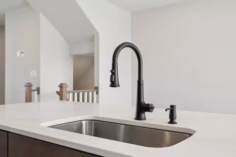 Kitchen - 7112 Hazel Plain Way, Manassas, VA 20109 photo 5 of 7