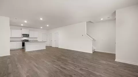 Living - 8 Hampton Locust Grove Road, Hampton, GA 30228 photo 3 of 4