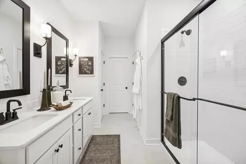 5102 Shepherds Gln, Willoughby, OH 44094 photo 6