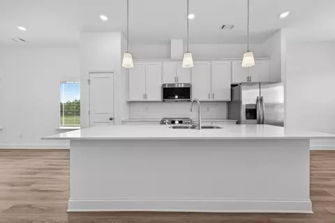 Kitchen - 113 Billboard Ave, Perry, GA 31069 photo 1 of 2