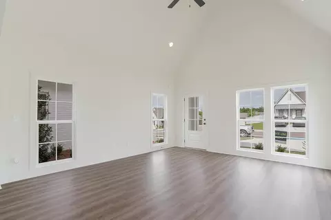 Living - 3136 Bottle Way, Auburn, AL 36830 photo 2 of 5