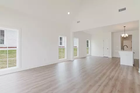 Living - 3136 Bottle Way, Auburn, AL 36830 photo 3 of 5